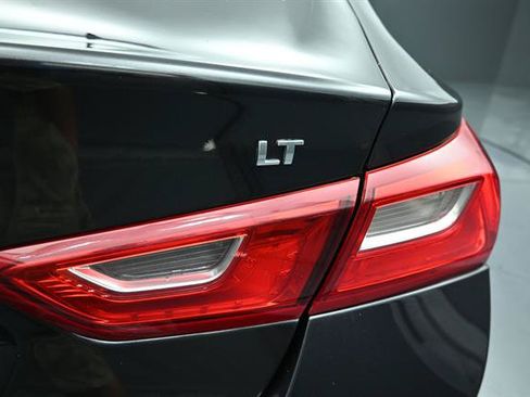 Used 2023 Chevrolet Malibu LT FWD image 5