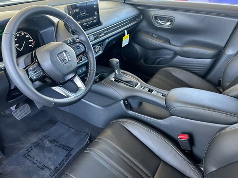 New 2026 Honda HR-V EX-L image 9