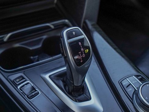 Used 2018 BMW 330i Sedan image 31