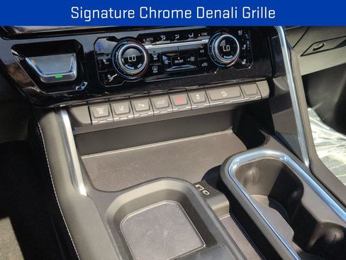 New 2026 GMC Sierra 2500 Denali w/ Denali Reserve Package AWD/4WD image 31