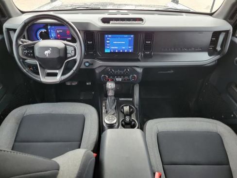 Used 2023 Ford Bronco Big Bend w/ Sasquatch Package image 10