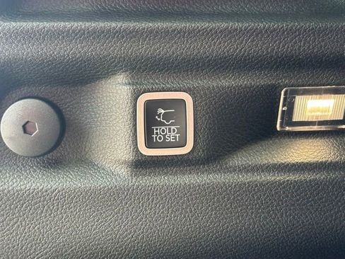 New 2026 Jeep Grand Cherokee L Limited RWD image 11