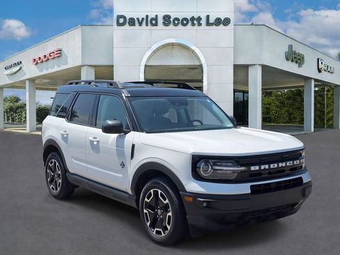 Used 2024 Ford Bronco Sport Outer Banks AWD/4WD image 4