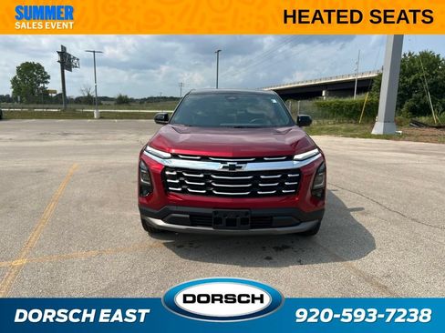 Used 2026 Chevrolet Equinox LT w/ Convenience Package II AWD/4WD image 2