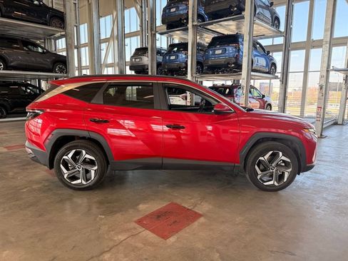 Used 2023 Hyundai Tucson SEL w/ Convenience Package AWD/4WD image 2