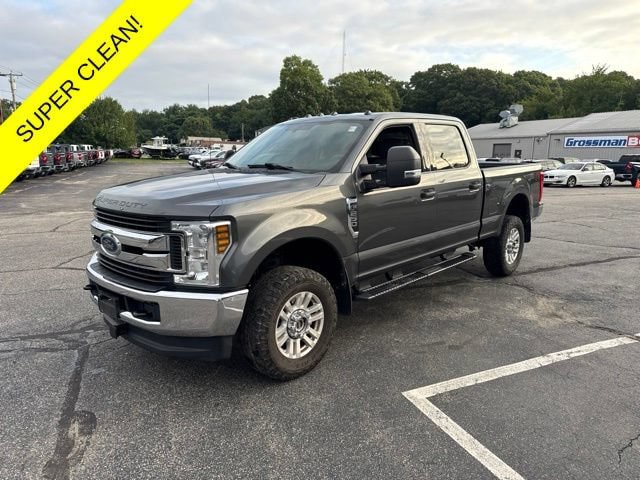 Used 2019 Ford F250 XLT w/ Snow Plow Prep Package AWD/4WD image 4