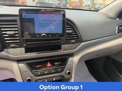 Used 2017 Hyundai Elantra SE FWD image 14
