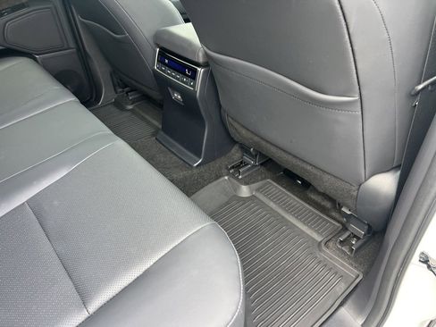 Used 2024 Lexus GX 550 550 Premium+ image 27