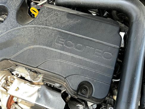 Used 2026 GMC Terrain Denali w/ LPO, Floor Liner Package AWD/4WD image 31