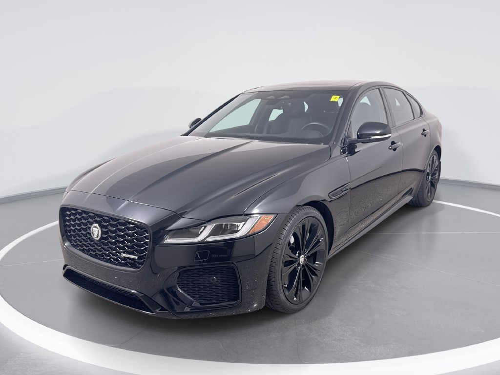 Used 2024 Jaguar XF R-Dynamic SE AWD/4WD image 1