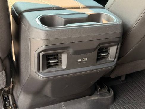 Used 2023 Chevrolet Silverado 1500 LT Trail Boss w/ LT Trail Boss Premium Package AWD/4WD image 17
