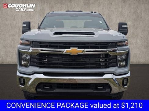 Certified 2024 Chevrolet Silverado 3500 LT w/ Convenience Package image 2