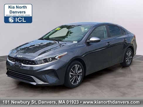 Certified 2023 Kia Forte LXS FWD image 1