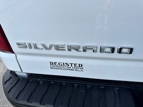 Used 2025 Chevrolet Silverado 2500 Custom w/ Custom Value Package AWD/4WD image 9