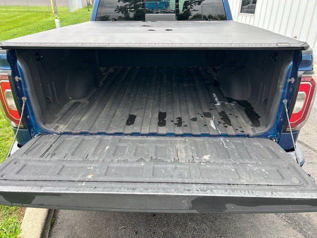 Used 2018 GMC Sierra 1500 SLT AWD/4WD image 45