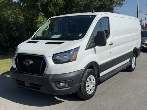 Used 2024 Ford Transit 250 Low Roof w/ Exterior Upgrade Package image 41