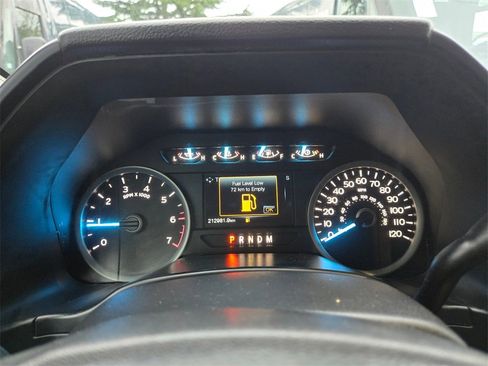 Used 2018 Ford F150 XLT w/ Trailer Tow Package image 13