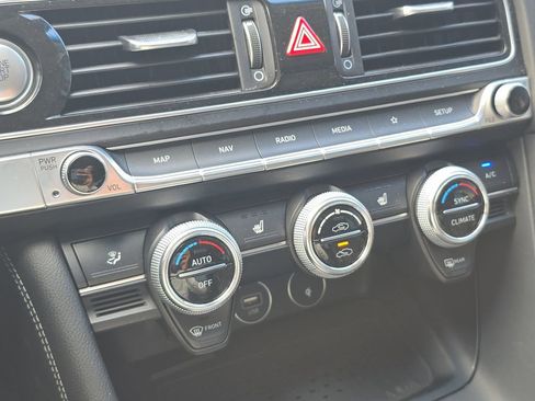 Used 2022 Genesis G70 2.0T w/ Prestige Package image 28