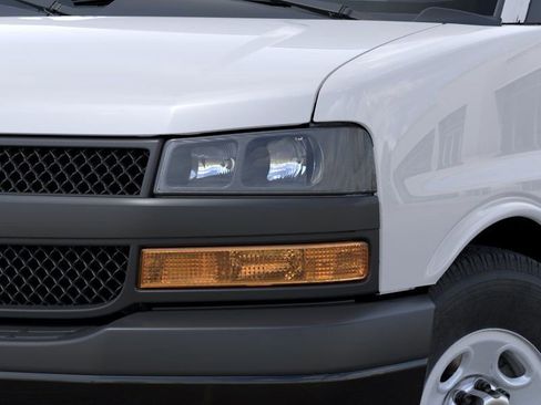 New 2025 Chevrolet Express 2500 w/ Driver Convenience Package RWD image 33