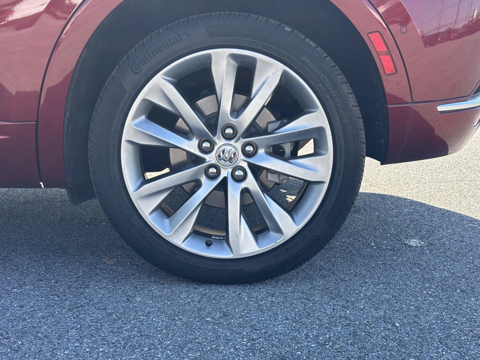 Used 2023 Buick Envision Avenir AWD/4WD image 4