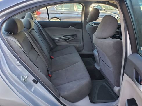 Used 2009 Honda Accord EX image 27