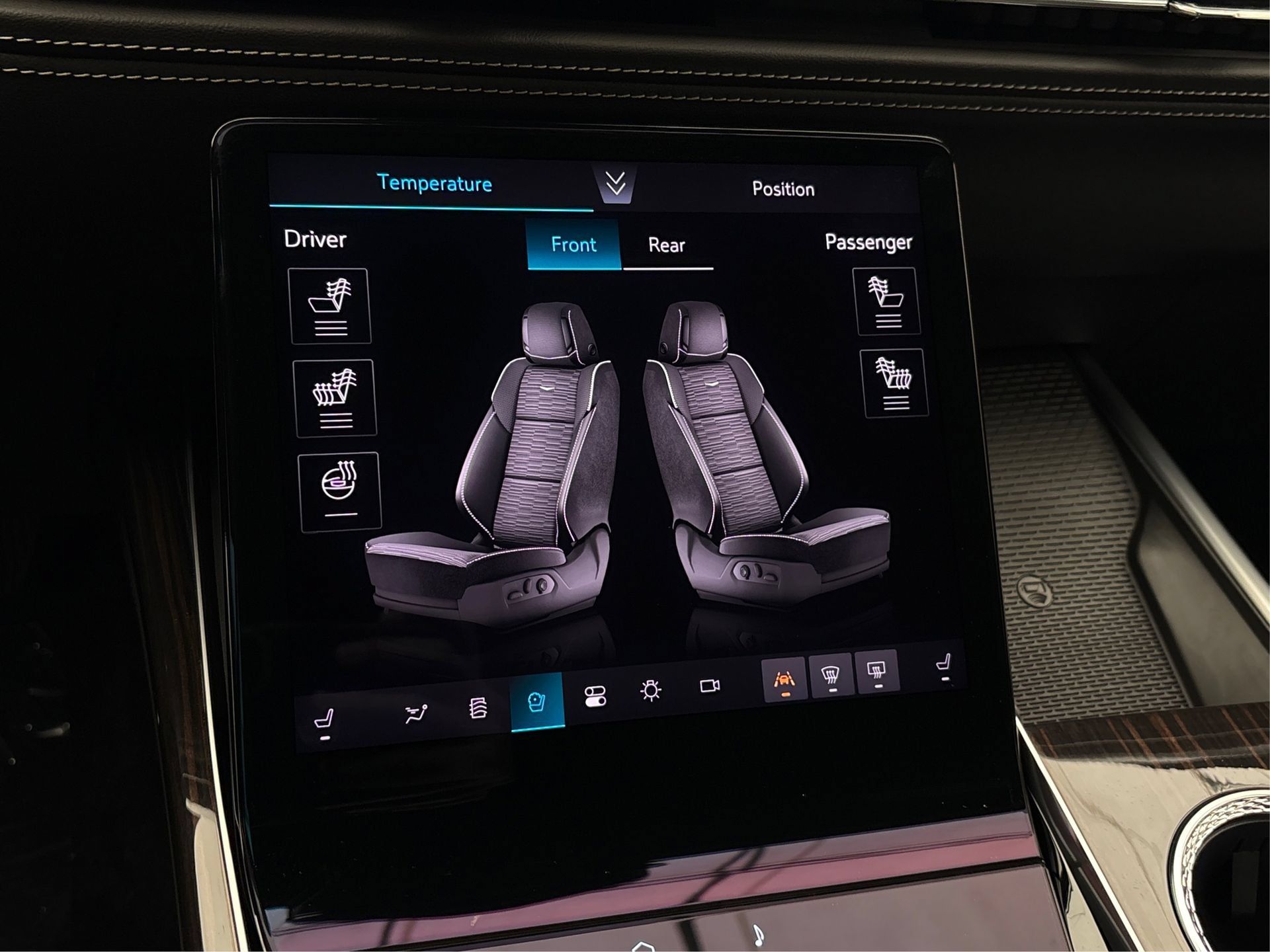 New 2026 Cadillac Escalade ESV 4WD image 32