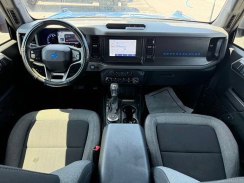 Used 2022 Ford Bronco 4-Door AWD/4WD image 14