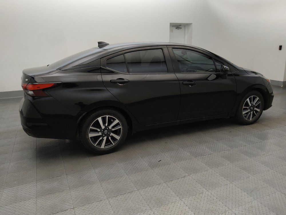 Used 2021 Nissan Versa SV FWD image 10