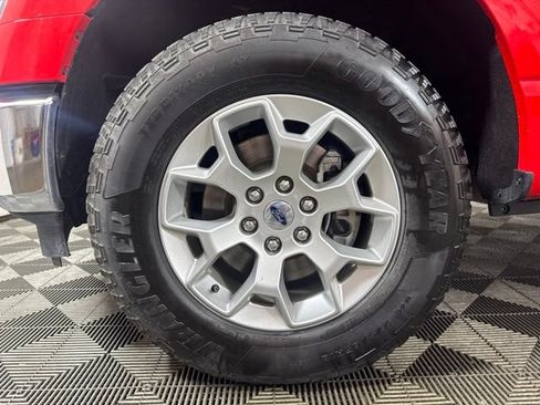 Certified 2022 Ford F150 XLT w/ Bed Utility Package AWD/4WD image 11