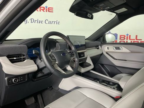 New 2027 Ford Explorer Active w/ Active Comfort Package RWD image 13