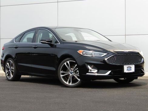 Certified 2019 Ford Fusion Titanium FWD image 1