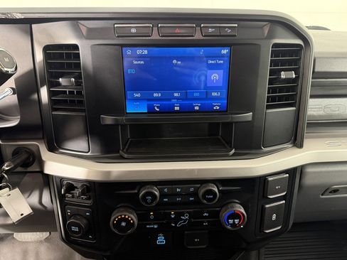 Used 2023 Ford F350 XL w/ FX4 Off-Road Package AWD/4WD image 17