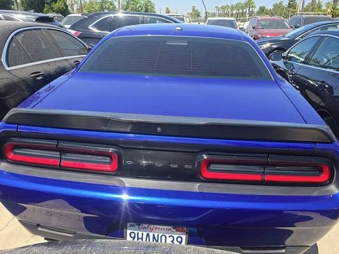 Used 2020 Dodge Challenger SXT w/ Blacktop Package RWD image 5