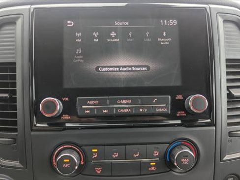 Used 2022 Nissan Titan S RWD image 27