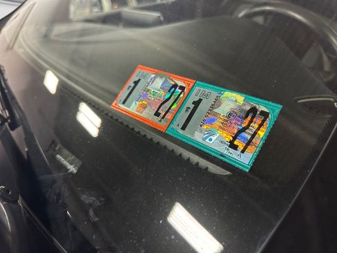 Used 2019 Mercedes-Benz GLC 300 4MATIC w/ Multimedia Package image 9