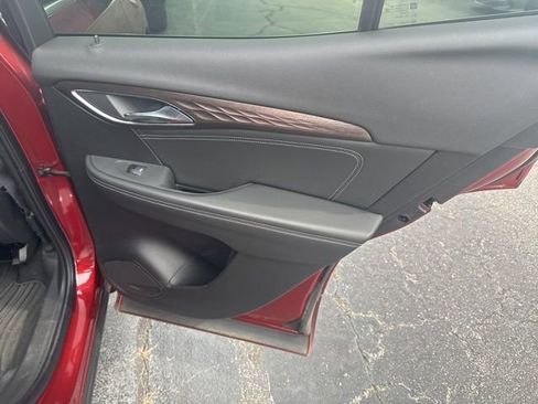 Used 2023 Buick Envision Avenir image 27