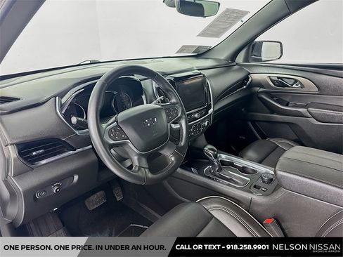 Used 2023 Chevrolet Traverse Premier w/ Redline Edition image 9