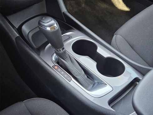 Used 2020 Chevrolet Malibu LS image 21