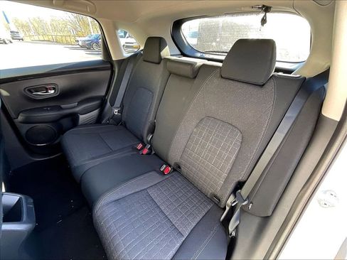 New 2026 Honda HR-V LX image 15