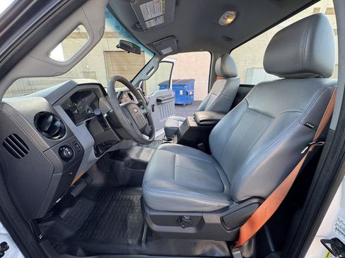 Used 2013 Ford F250 XL RWD image 11