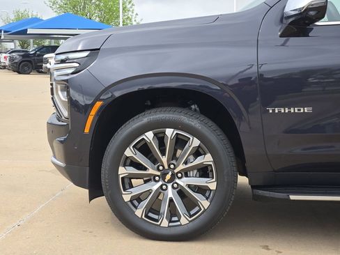 Used 2026 Chevrolet Tahoe Premier AWD/4WD image 29