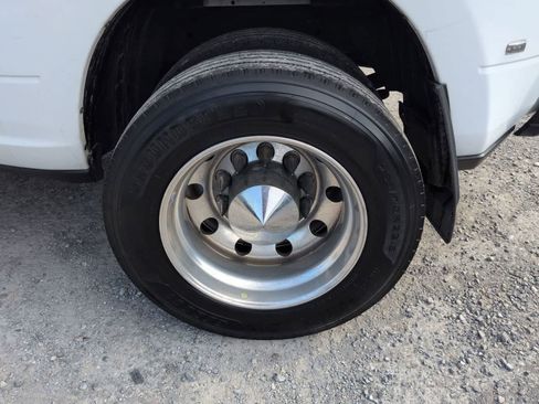 Used 2022 RAM 3500 Big Horn w/ Level C Equiment Group image 11