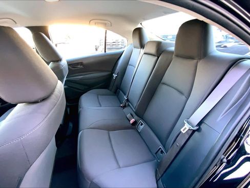 Used 2023 Toyota Corolla LE image 20