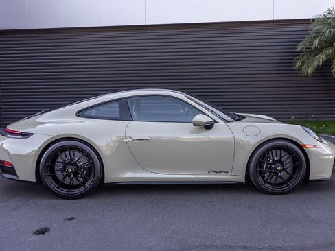 Certified 2026 Porsche 911 Carrera GTS RWD image 10
