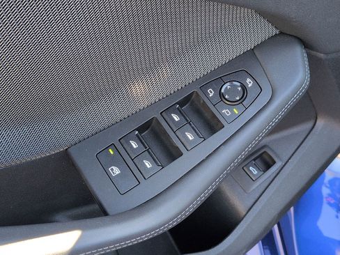 Used 2025 BMW 228i xDrive w/ Premium Package image 15