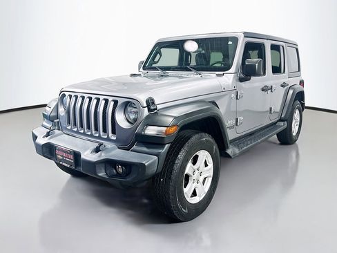 Used 2019 Jeep Wrangler Unlimited Sport S AWD/4WD image 2