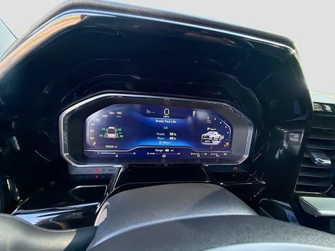 Used 2024 Chevrolet Silverado 1500 LT Trail Boss w/ LT Trail Boss Premium Package AWD/4WD image 36
