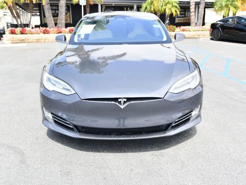 Used 2018 Tesla Model S 75D AWD/4WD image 2