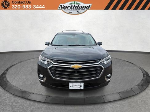 Used 2018 Chevrolet Traverse LT w/ LPO, 'HIT The Road' Package FWD image 2
