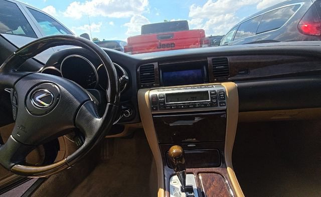 Used 2006 Lexus SC 430 Convertible RWD image 11